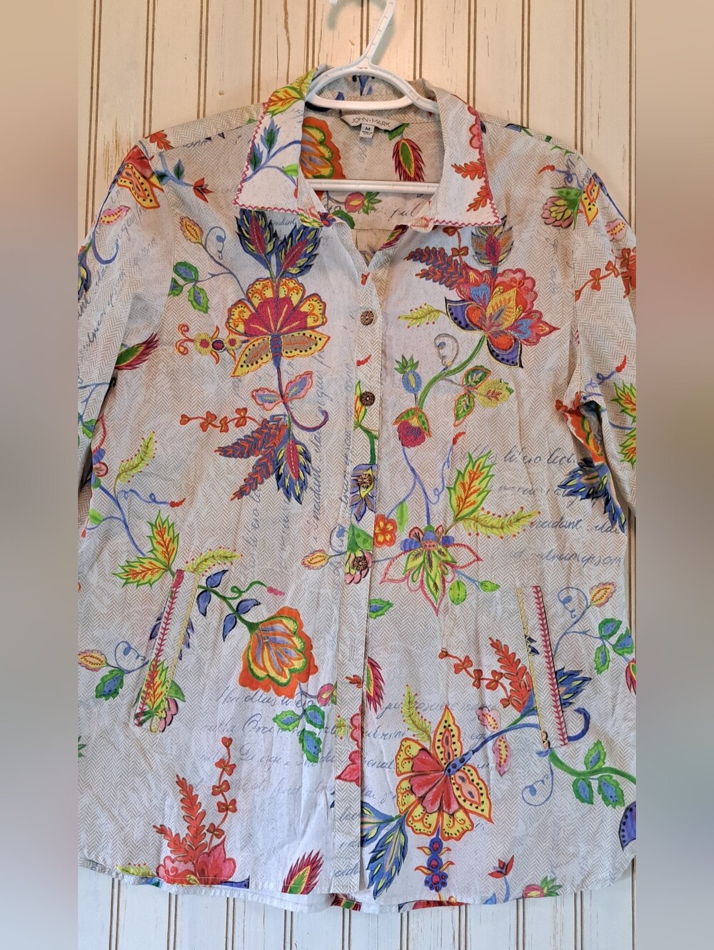 John Mark Floral Button Front Blouse  Floral Lightweight Embroidered Pockets  M - Picture 3 of 14